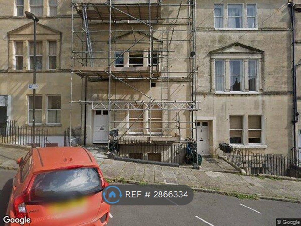 4 bed maisonette to rentBurlington Street, Bath BA1
