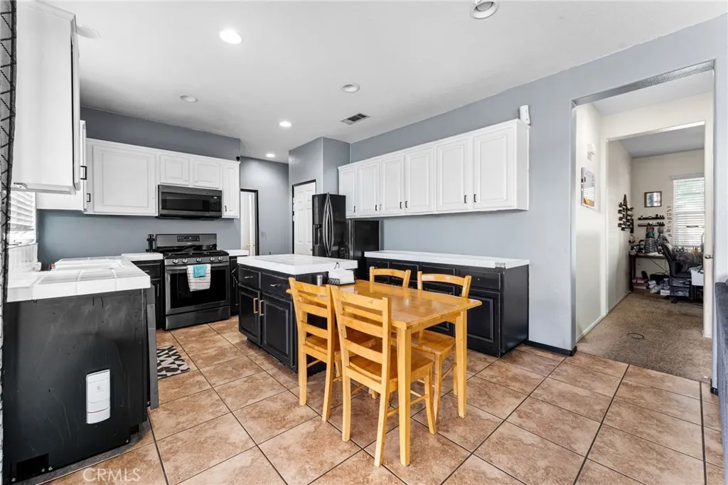 Additional image 43 of 22071 Goldenchain St, Moreno Valley, CA 92553