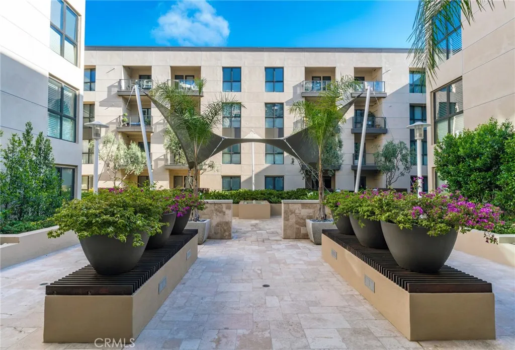 Additional image 94 of 81 Waldorf, Irvine, CA 92612