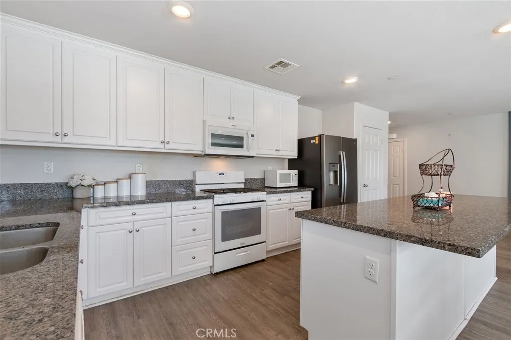 Additional image 45 of 44217 Shiloh Ln, Lancaster, CA 93535