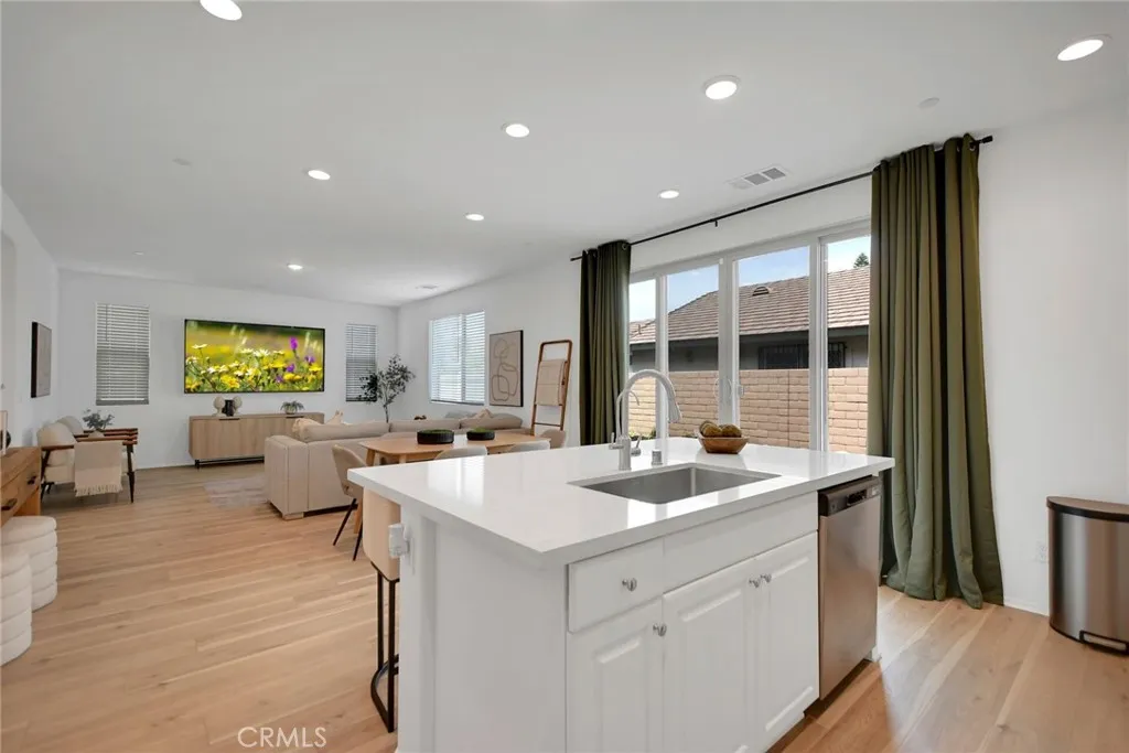 Additional image 16 of 352 Lilly, Rialto, CA 92376