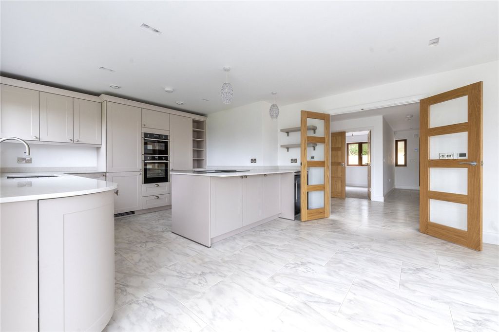 Additional image 4 of 4 bed detached house to rentRolling Fields View, Heathfield, East Sussex TN21