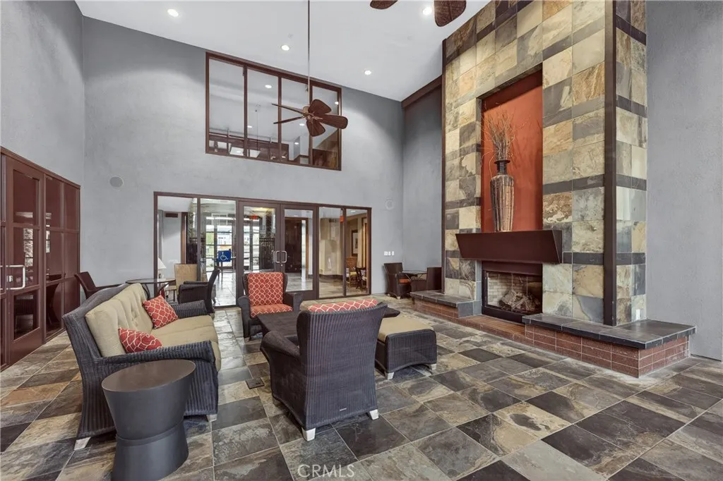 1801 E Katella Ave Unit 1033, Anaheim, CA 92805