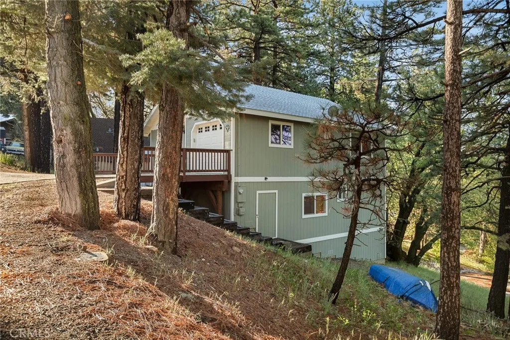 Additional image 4 of 30701 Knoll View Dr, Running Springs, CA 92382
