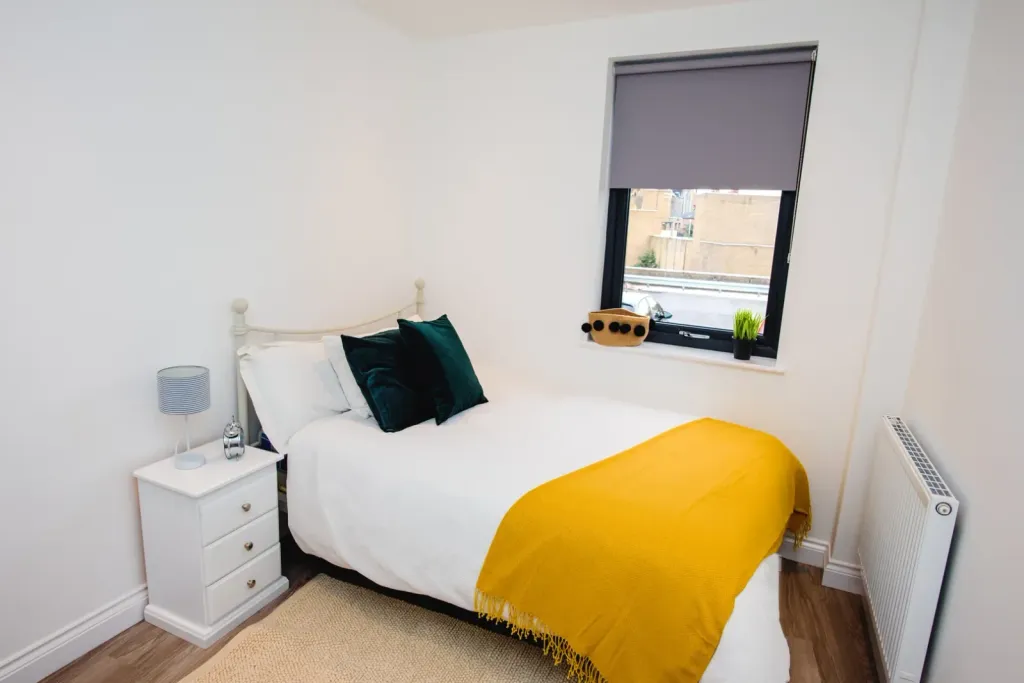 3 bed shared accommodation to rentLister Gate, City Centre, Nottingham NG1 photo 2