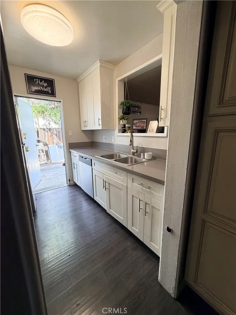 Additional image 18 of 923 S Vine, Ontario, CA 91762