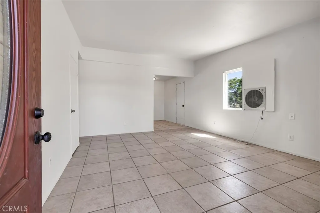 Additional image 4 of 6415 Linda Lee Dr, Yucca Valley, CA 92284