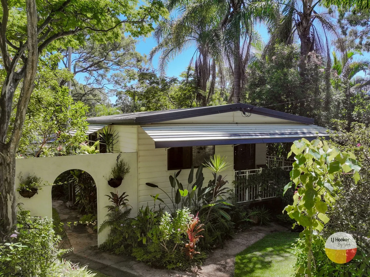 118 Lucas Drive, Lamb Island QLD 4184