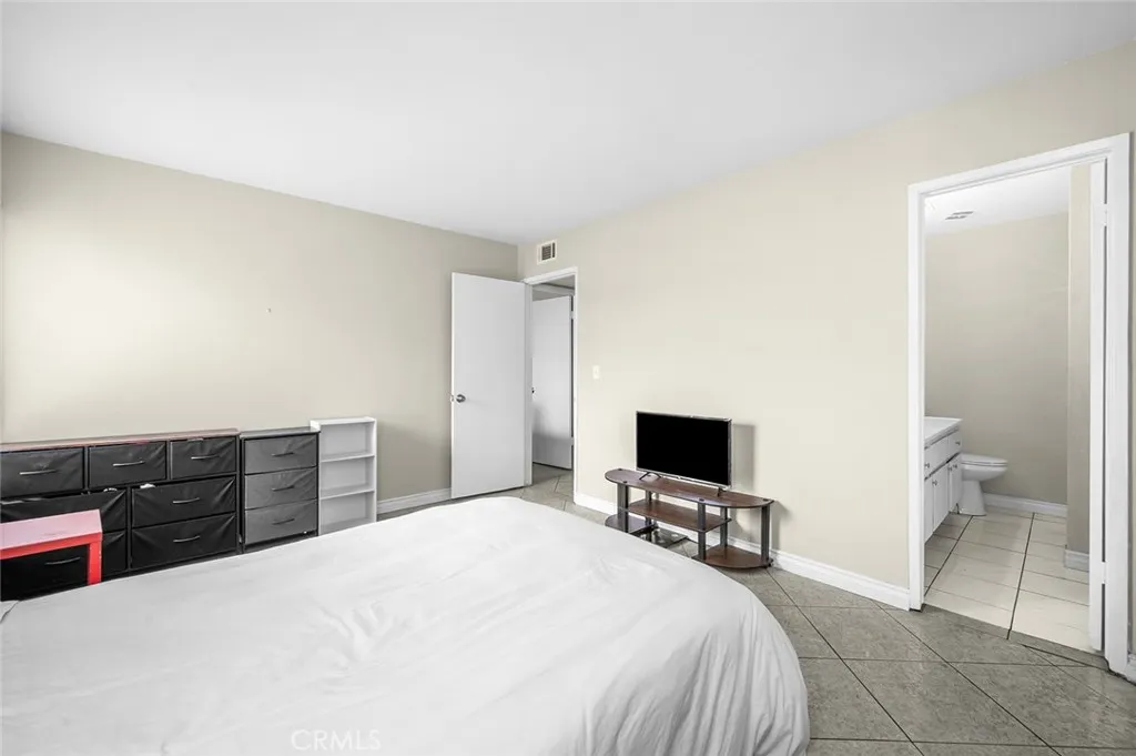 Additional image 12 of 700 W La Veta Ave, Orange, CA 92868