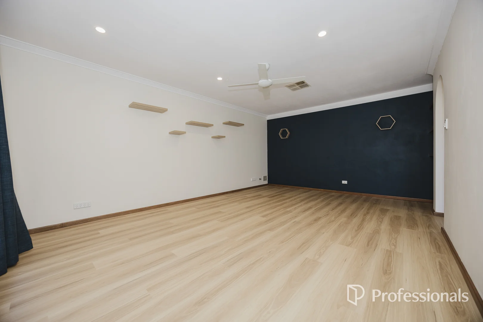 Additional image 4 of 3 Borden Road, Marangaroo WA 6064