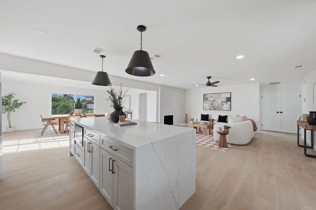 Additional image 9 of 3296 Via Bartolo, San Diego, CA 92111