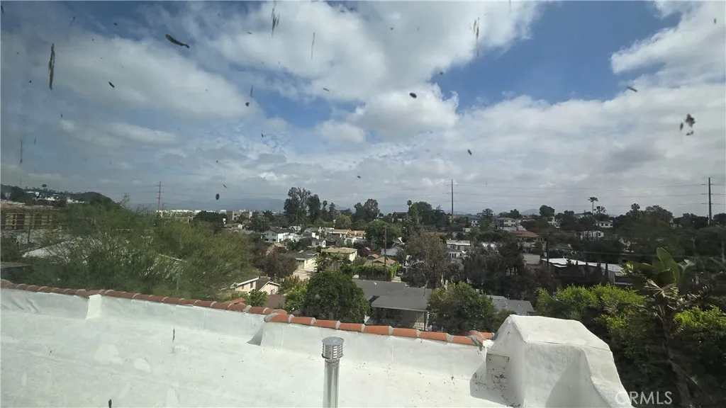 2680 Ivan Hill Ter, Los Angeles, CA 90039