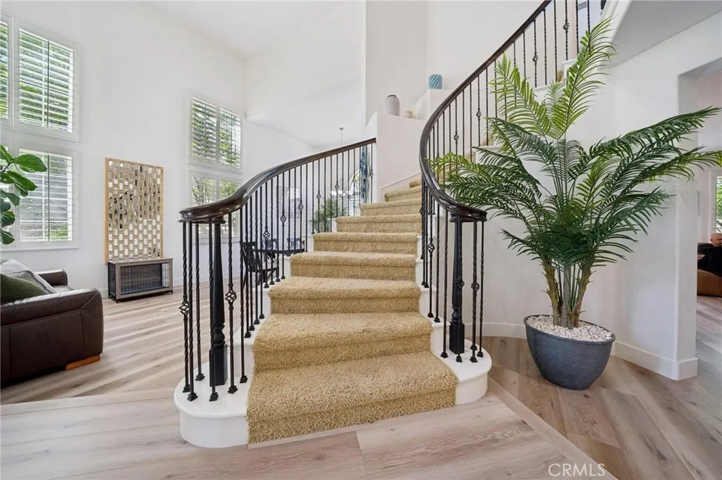Additional image 103 of 23327 Summerglen Place, Valencia, CA 91354