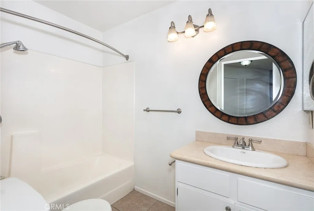 Additional image 23 of 221 S Oak Knoll Avenue Unit 202, Pasadena, CA 91101