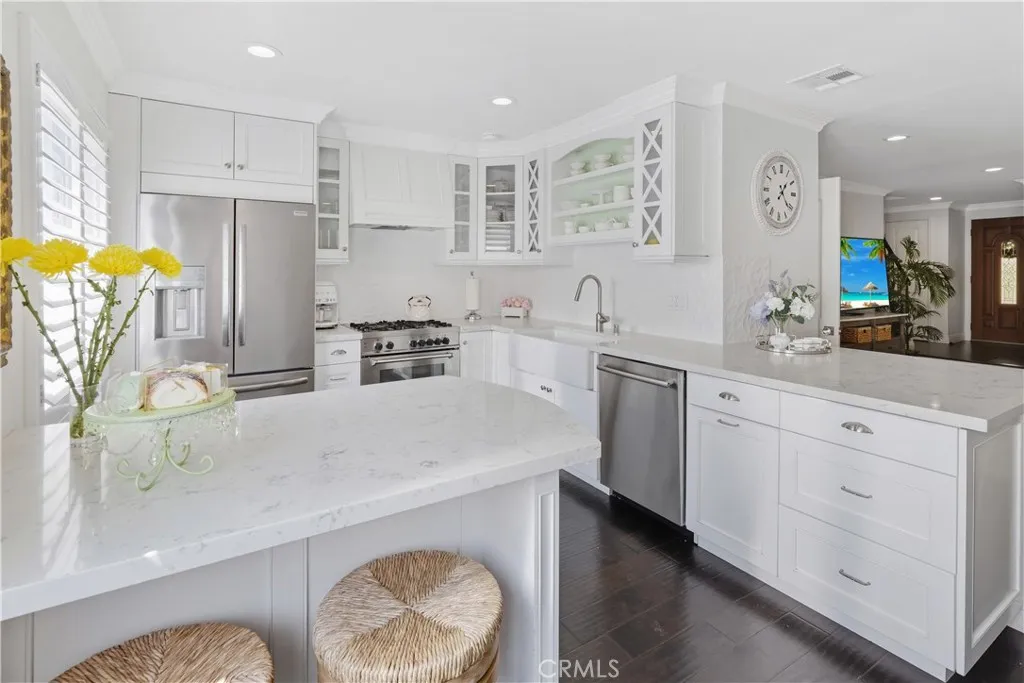Additional image 15 of 9735 Via Roma, Burbank, CA 91504