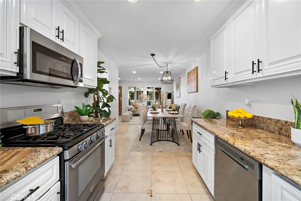 Additional image 35 of 2338 Bunker Hill Way, Costa Mesa, CA 92626