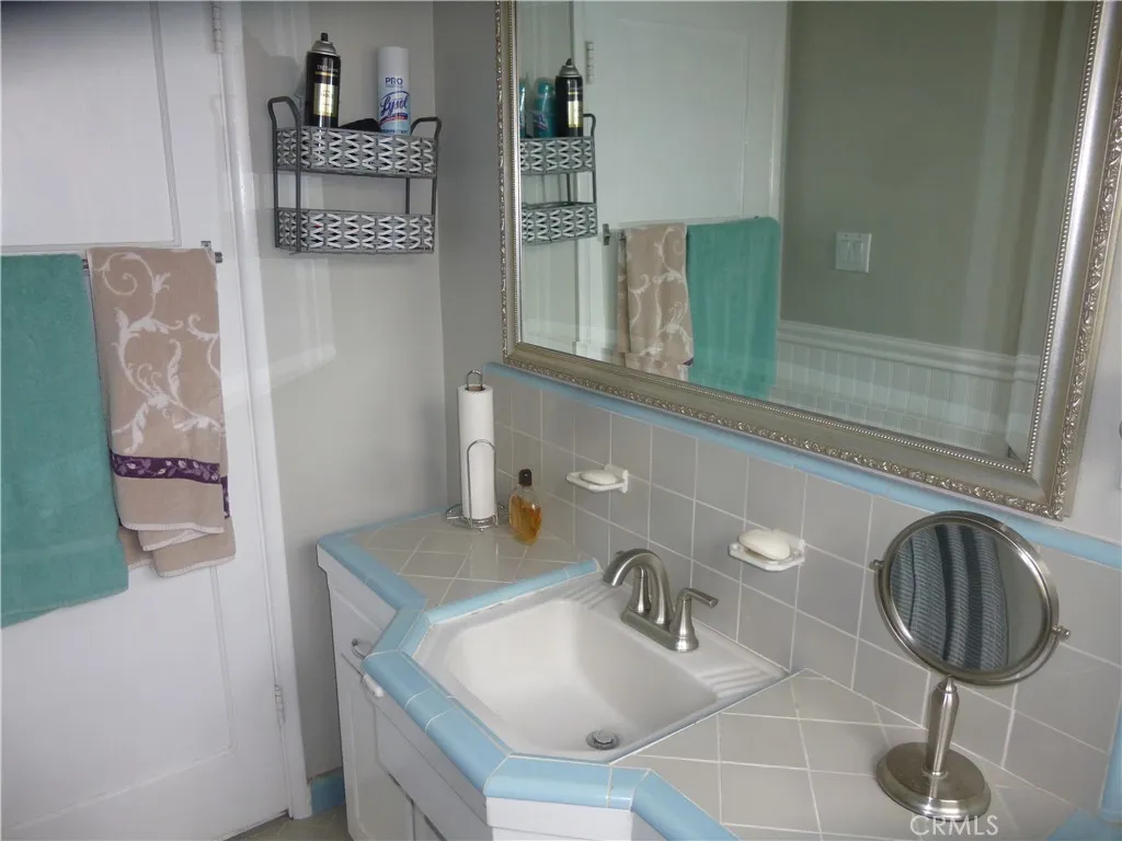 Additional image 16 of 1747 Valencia Avenue, San Bernardino, CA 92404