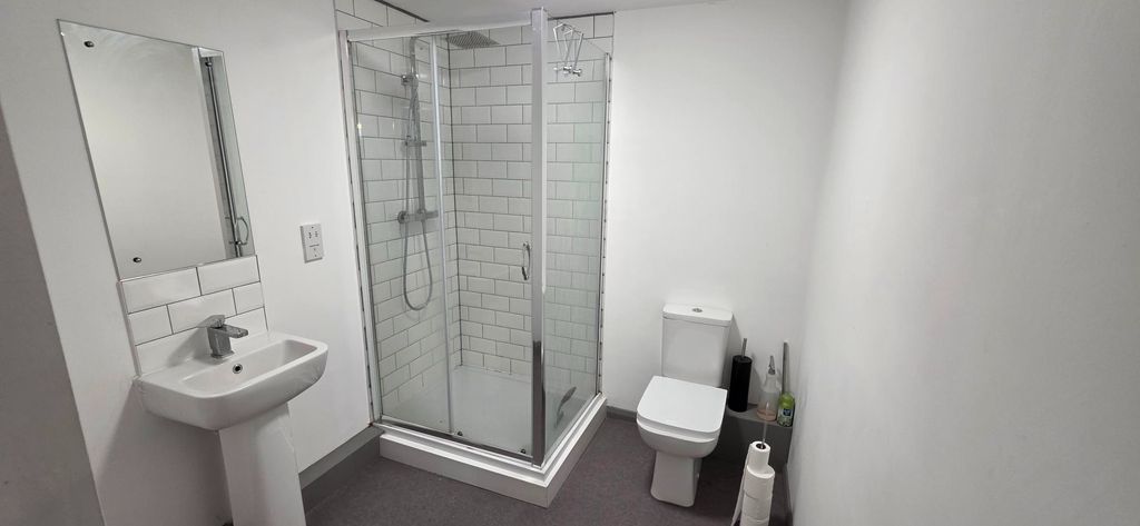 Additional image 4 of Room to rentBelle Vue Road, Leek ST13