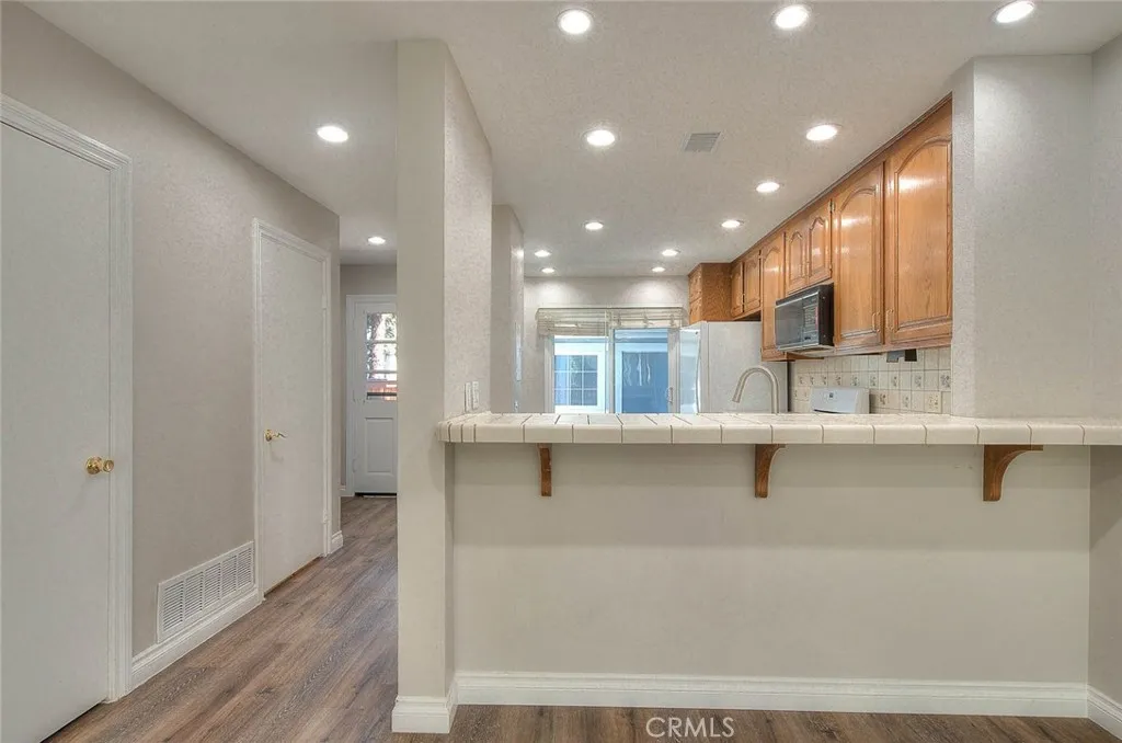 Additional image 27 of 700 E Lake Drive E Unit 7, Orange, CA 92866