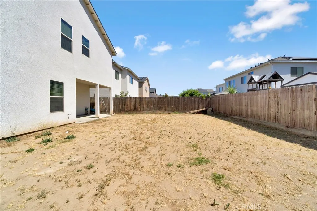 Additional image 76 of 5952 E Truman Ave, Fresno, CA 93727