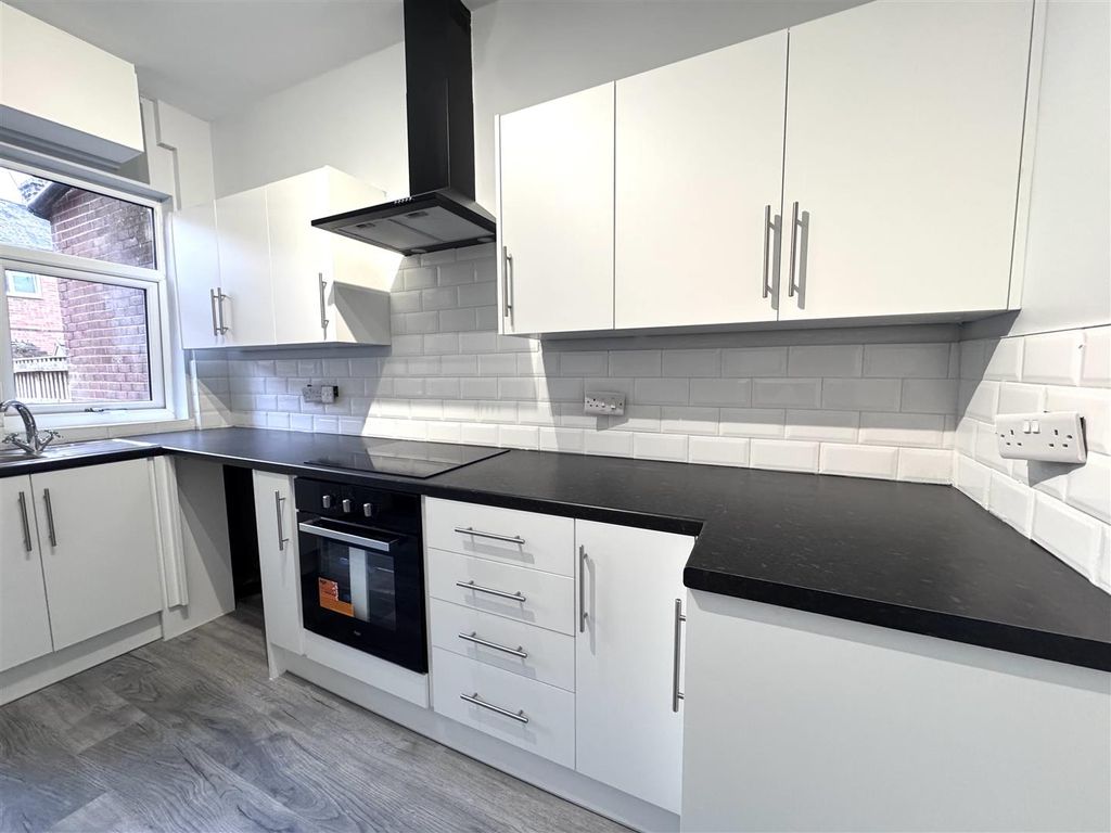 Additional image 6 of 2 bed terraced house to rentFoster Street, Barnsley S70