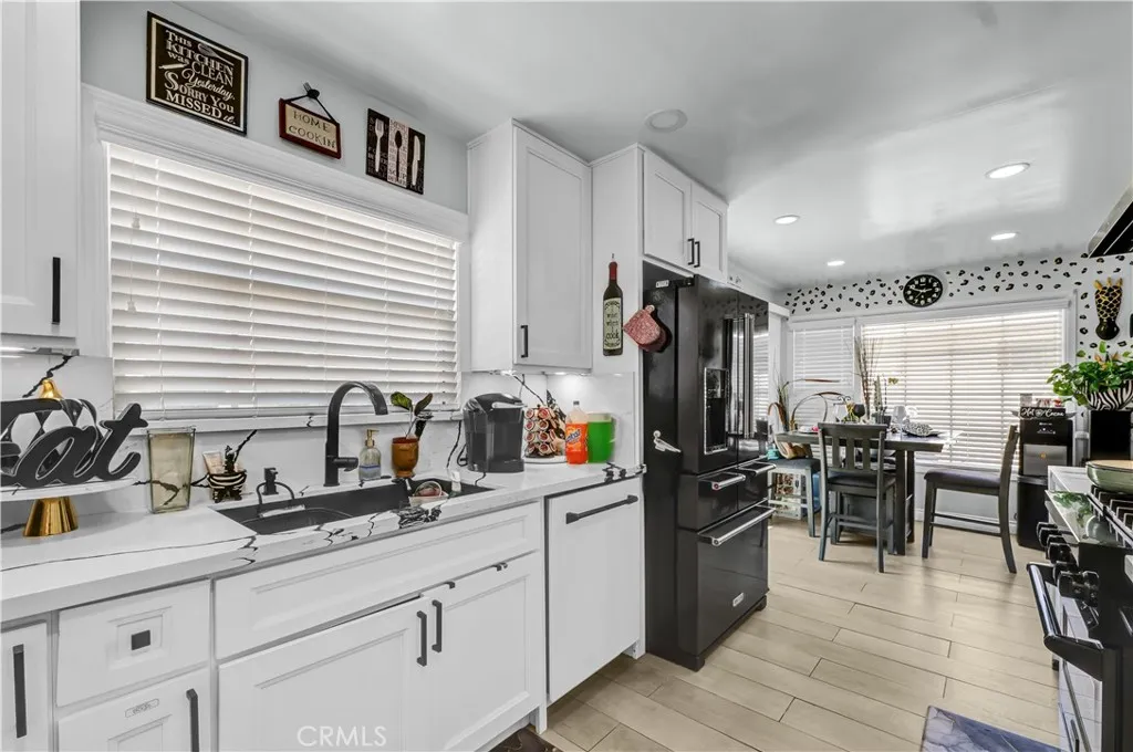 Additional image 18 of 3965 N Marshall Way, Long Beach, CA 90807