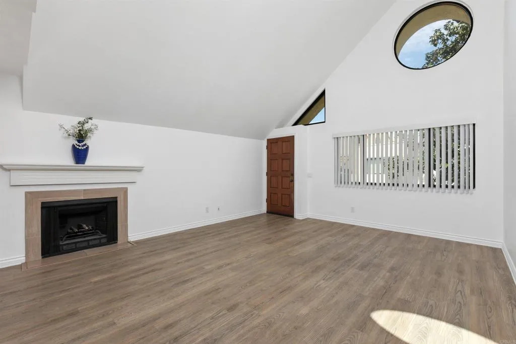 Additional image 68 of 333 Melrose Dr. Unit F, Vista, CA 92083