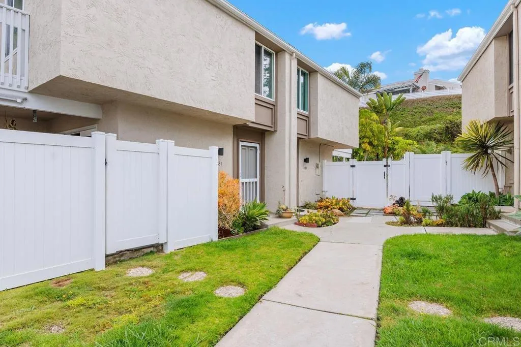 Additional image 3 of 1081 Woodlake Dr, Cardiff By The Sea, CA 92007