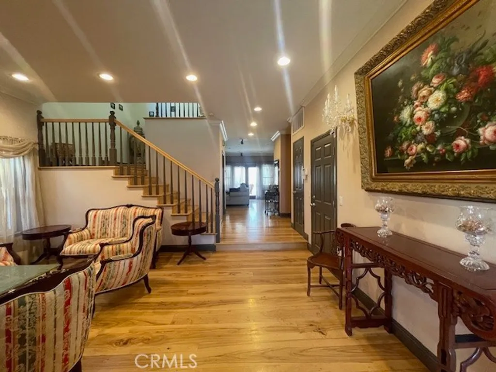 Additional image 6 of 10066 Golden Oaks Ave, Tujunga, CA 91042