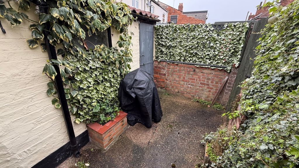 Additional image 8 of 2 bed terraced house to rentRasen Lane, Lincoln LN1