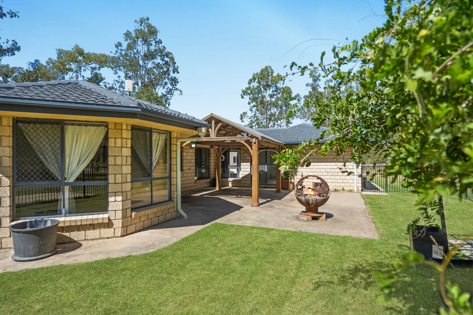 Additional image 16 of 8 Lewis Court, Lockyer Waters QLD 4311