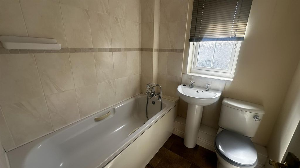 Additional image 5 of 3 bed semi-detached house to rentHelman Tor View, Bodmin PL31