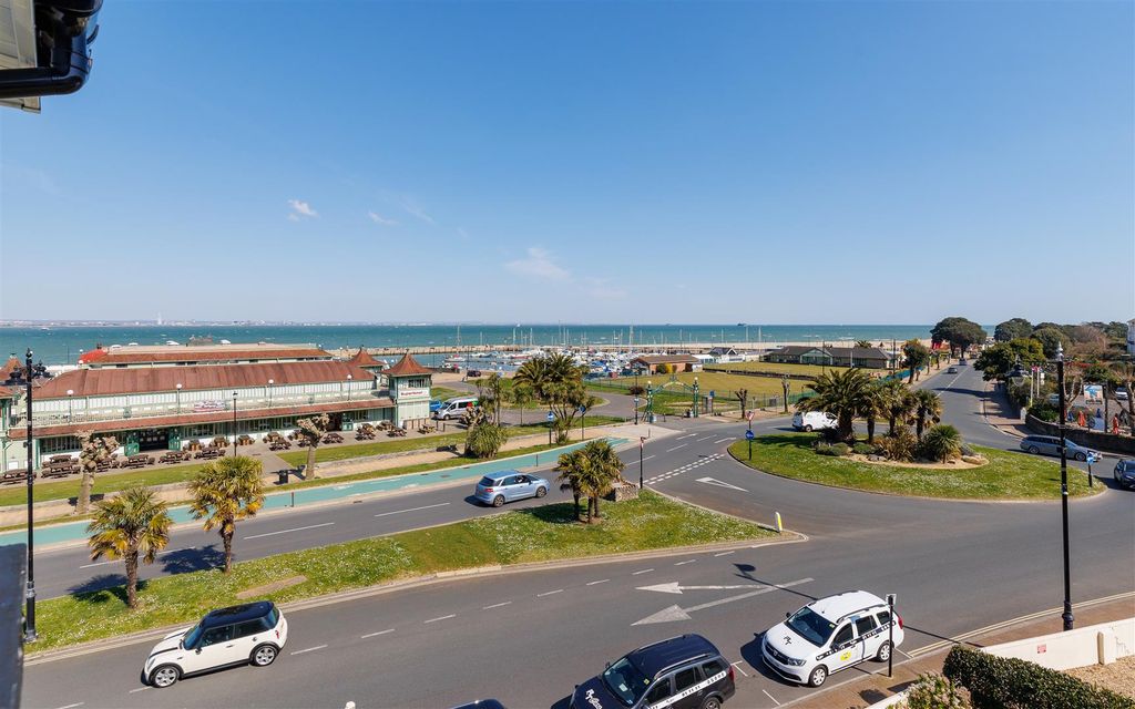 Additional image 20 of 2 bed flat to rentEsplanade, Ryde PO33