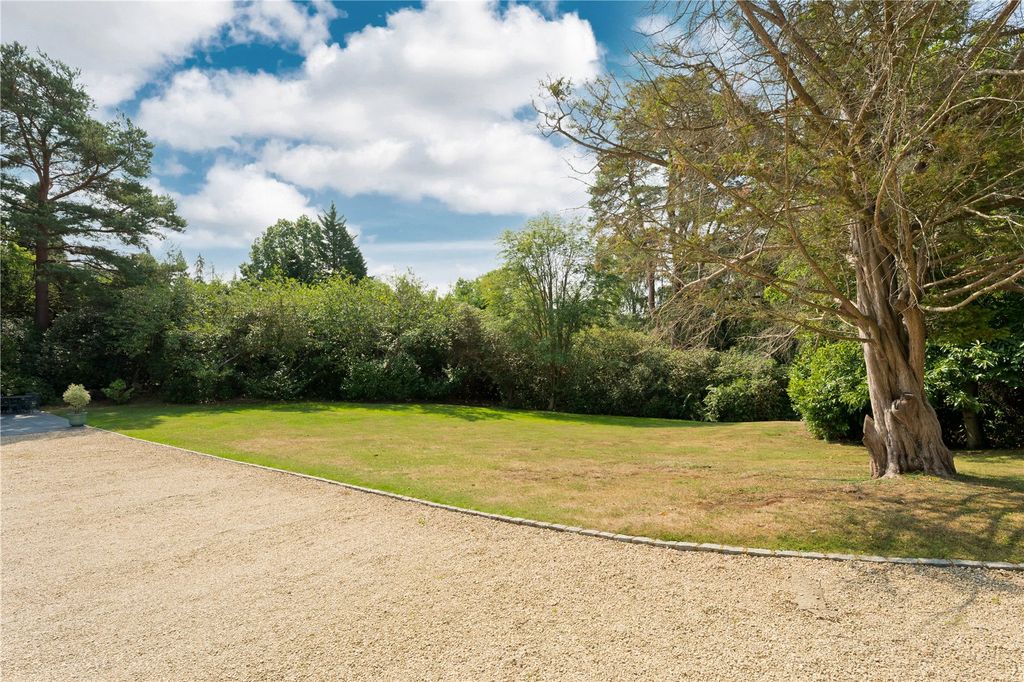 Additional image 25 of 8 bed detached house to rentYaffle Road, Weybridge KT13