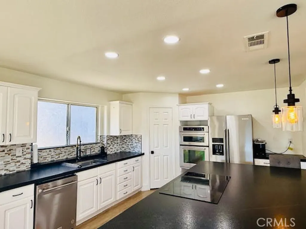 Additional image 7 of 30823 Early Round Dr, Canyon Lake, CA 92587