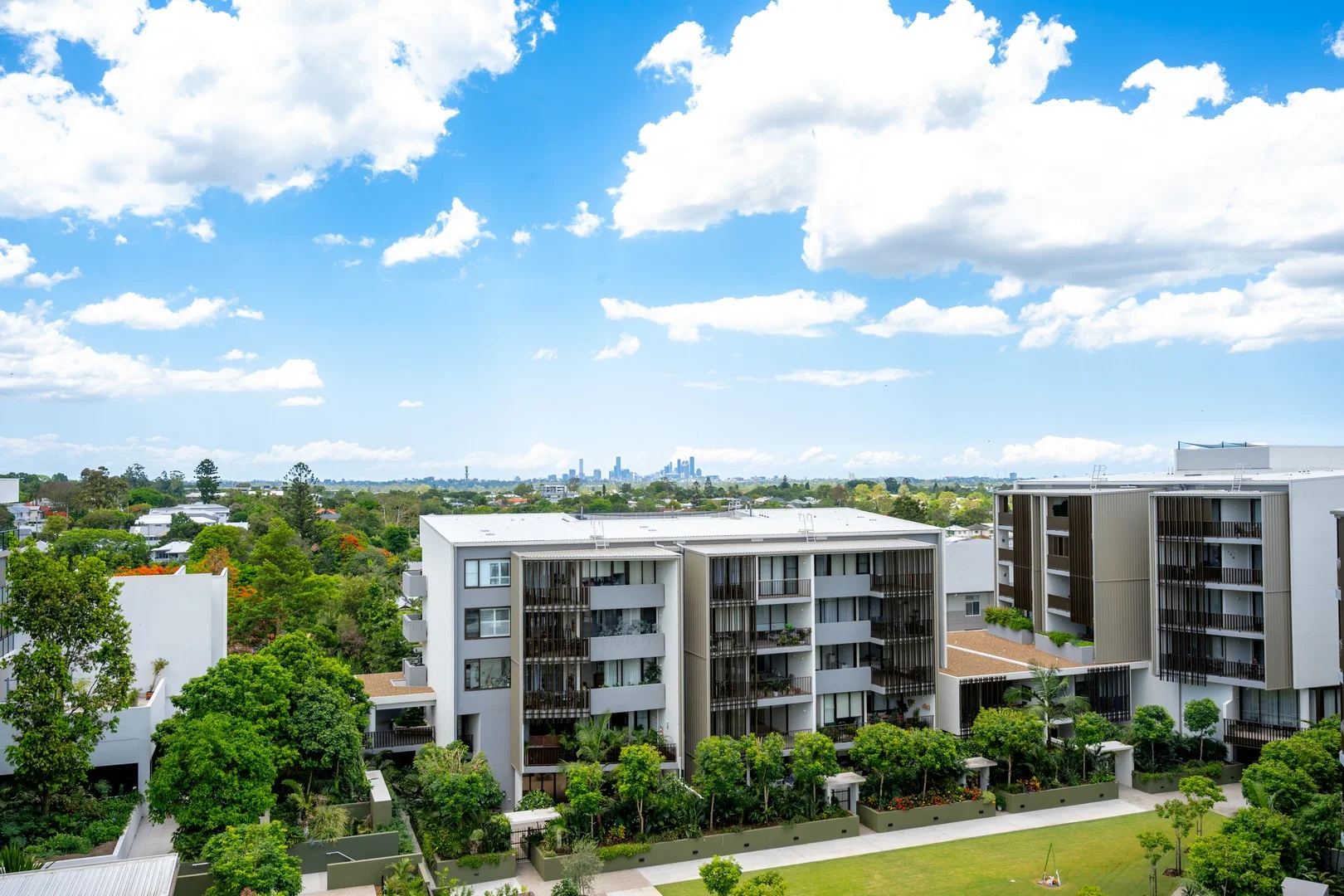 274/260 Cliveden Avenue, Corinda QLD 4075