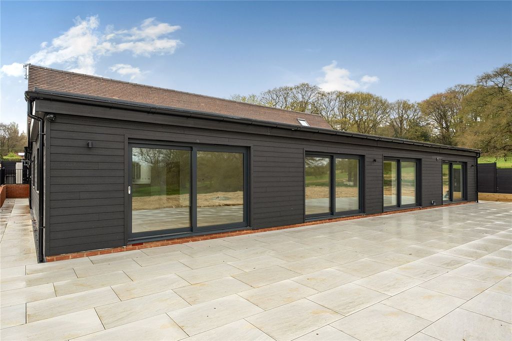 Additional image 4 of 4 bed detached house to rentBlueberry Lane, Knockholt, Sevenoaks, Kent TN14