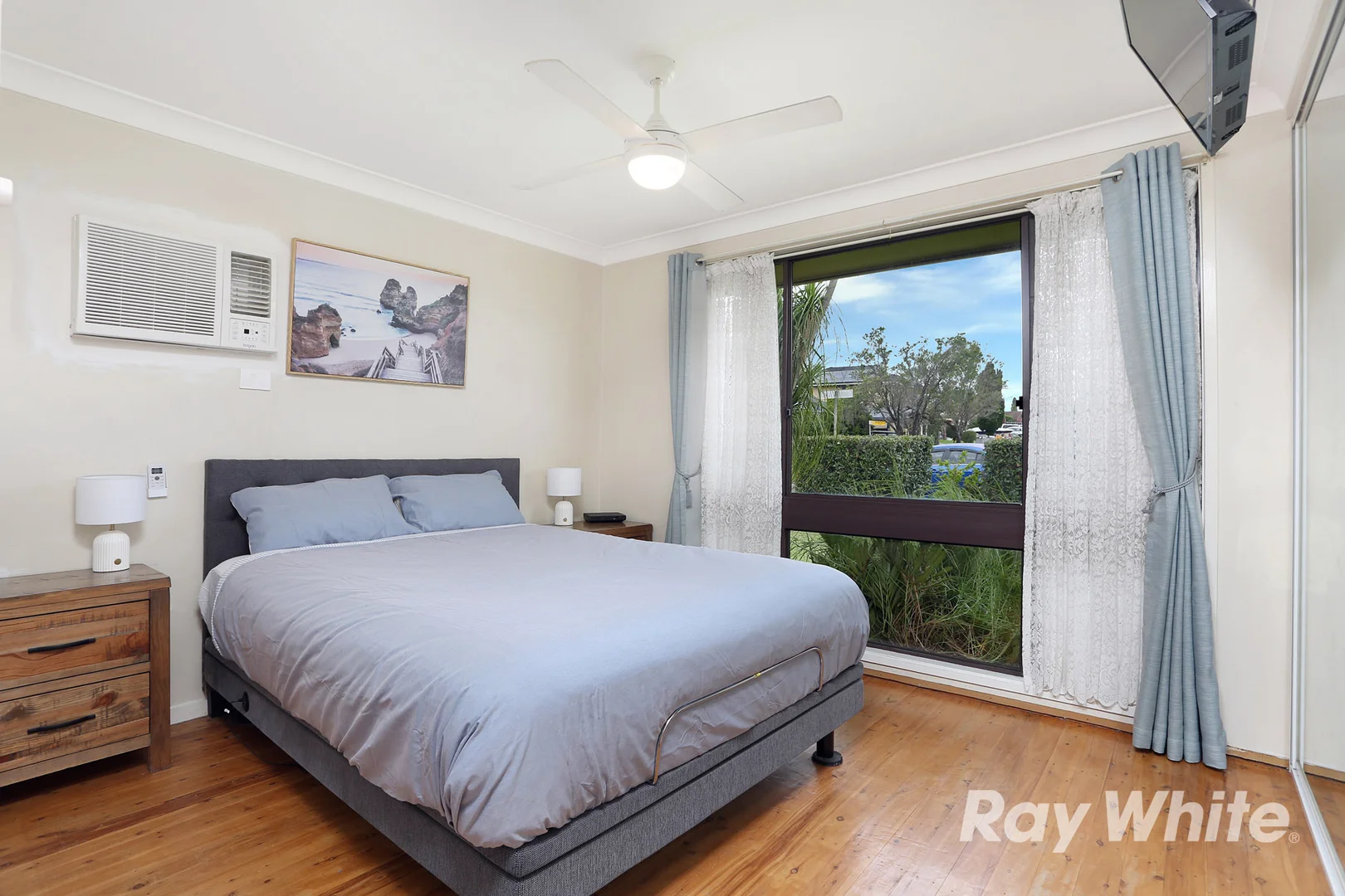 Additional image 5 of 210 Banks Drive, St Clair NSW 2759