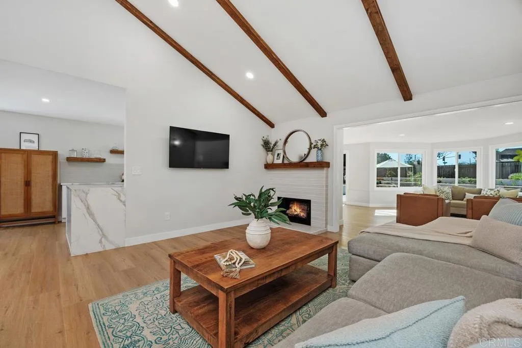 Additional image 7 of 4185 Combe Way, San Diego, CA 92122