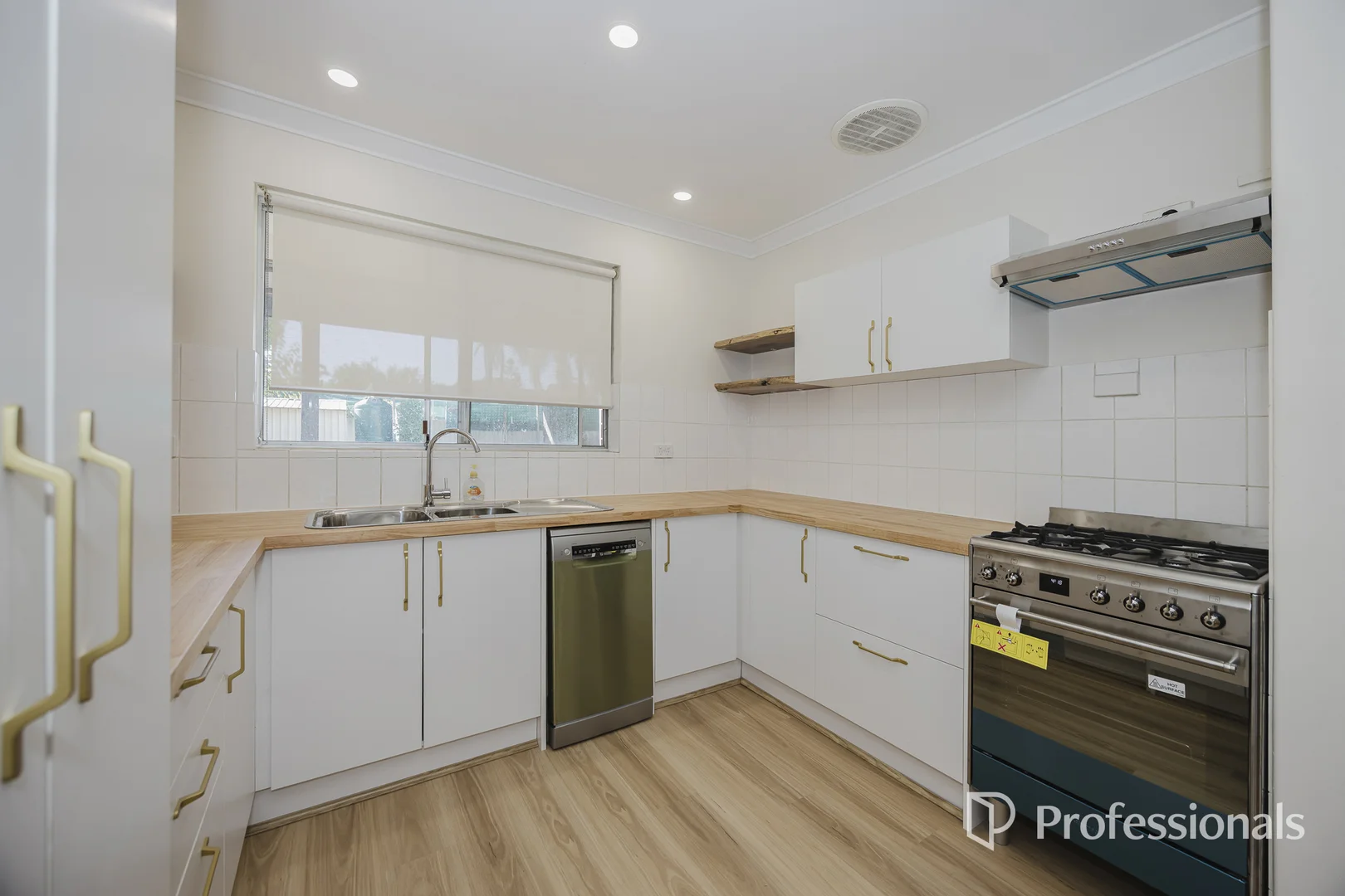 Additional image 7 of 3 Borden Road, Marangaroo WA 6064