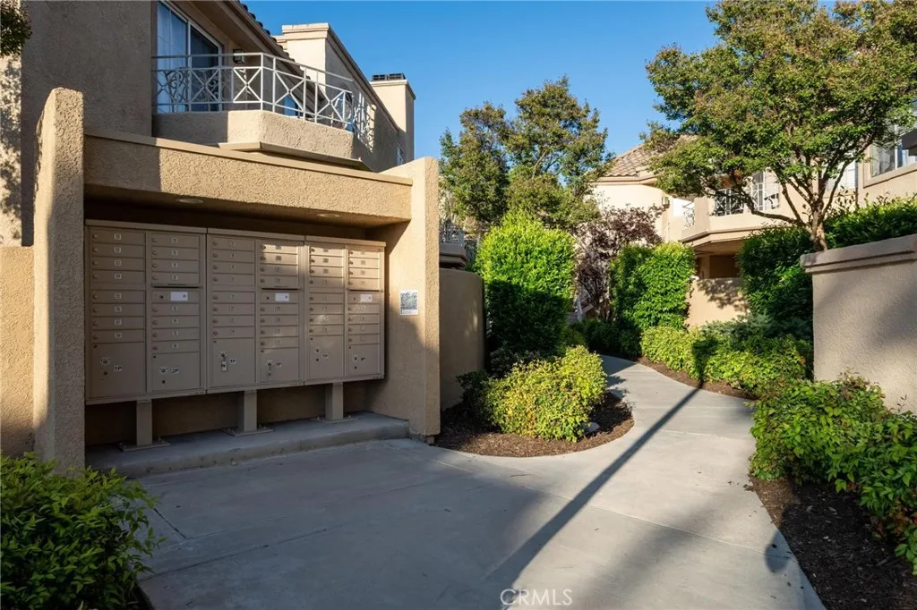 Additional image 75 of 23715 Del Monte Dr Unit 216, Valencia, CA 91355