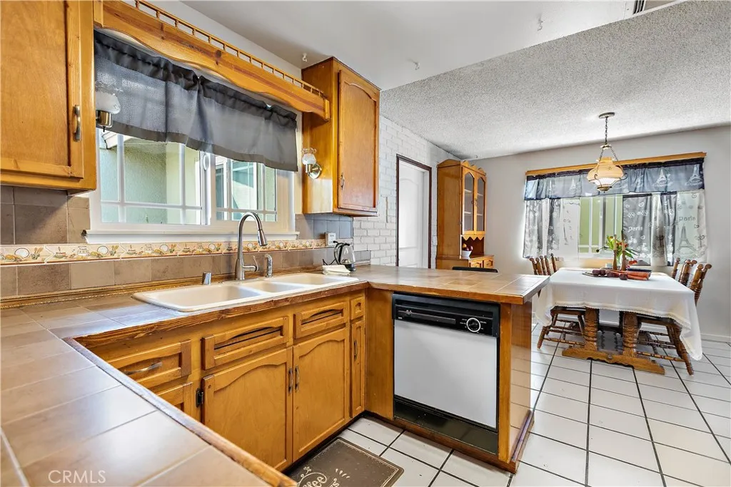 Additional image 15 of 7848 Valmont Ave, Highland, CA 92346