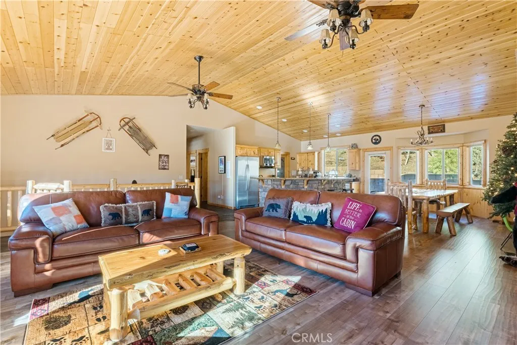 Additional image 8 of 43628 Yosemite Drive, Big Bear Lake, CA 92315