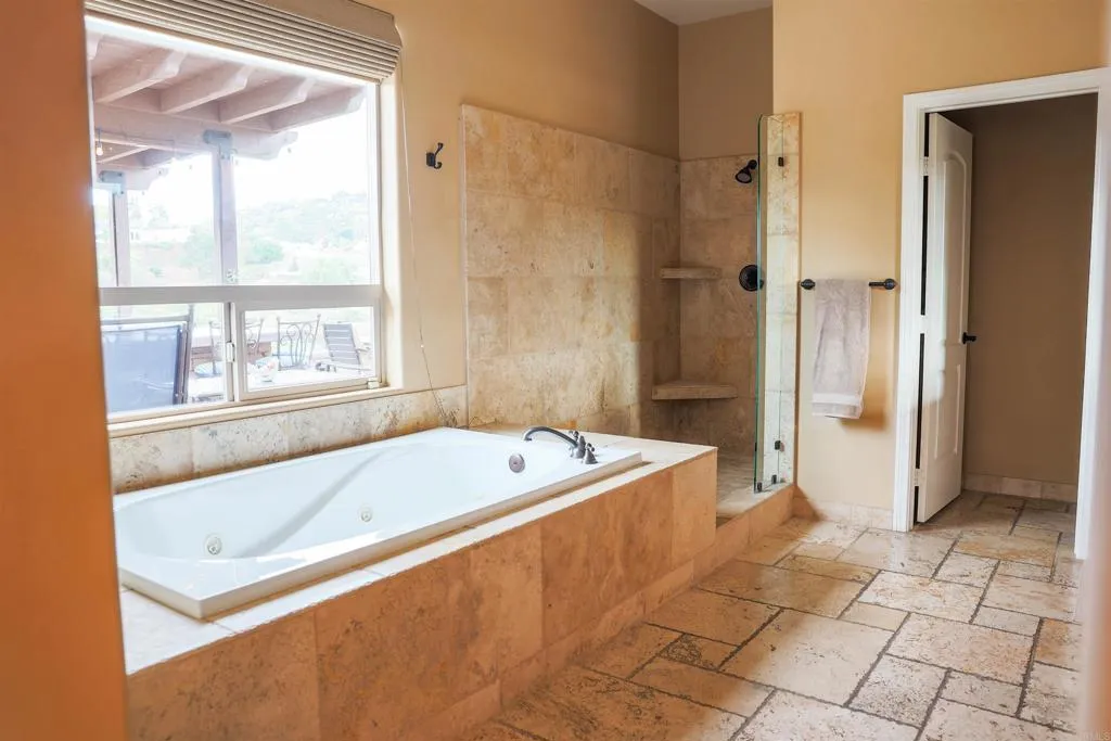 Additional image 95 of 849 Singing Ridge Road, El Cajon, CA 92019