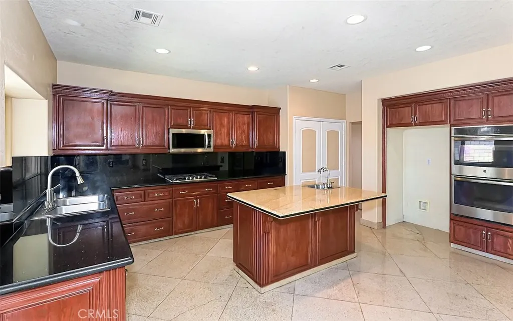 Additional image 64 of 13030 Caspian Dr, Victorville, CA 92395