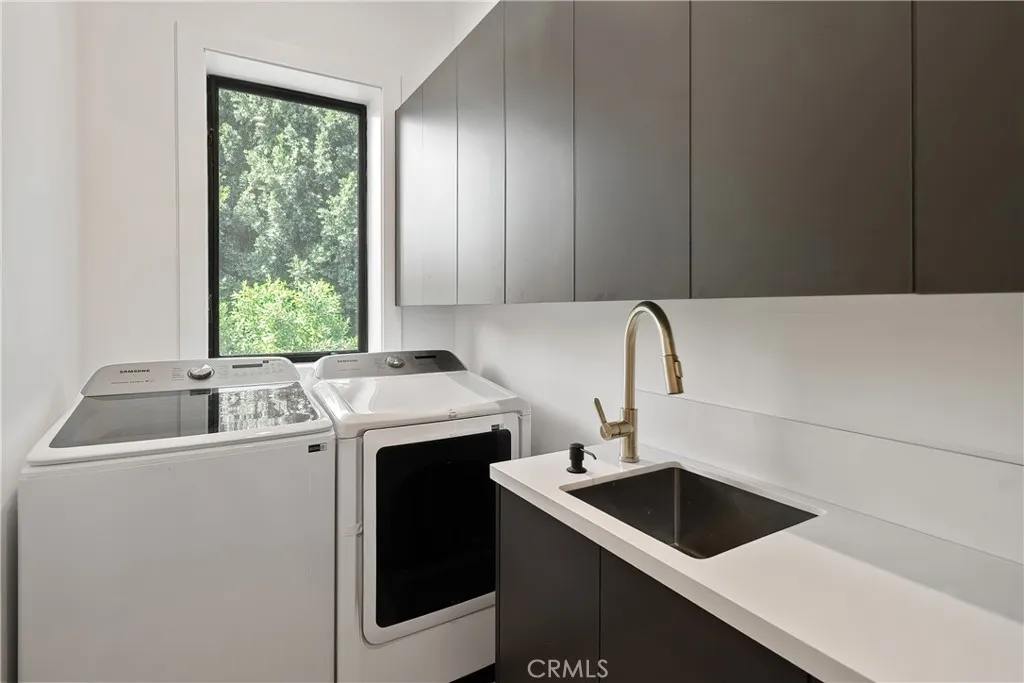 Additional image 91 of 11835 Kling Street, Valley Village, CA 91607
