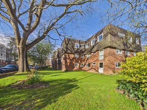 Alma Road, Windsor, Berkshire SL4