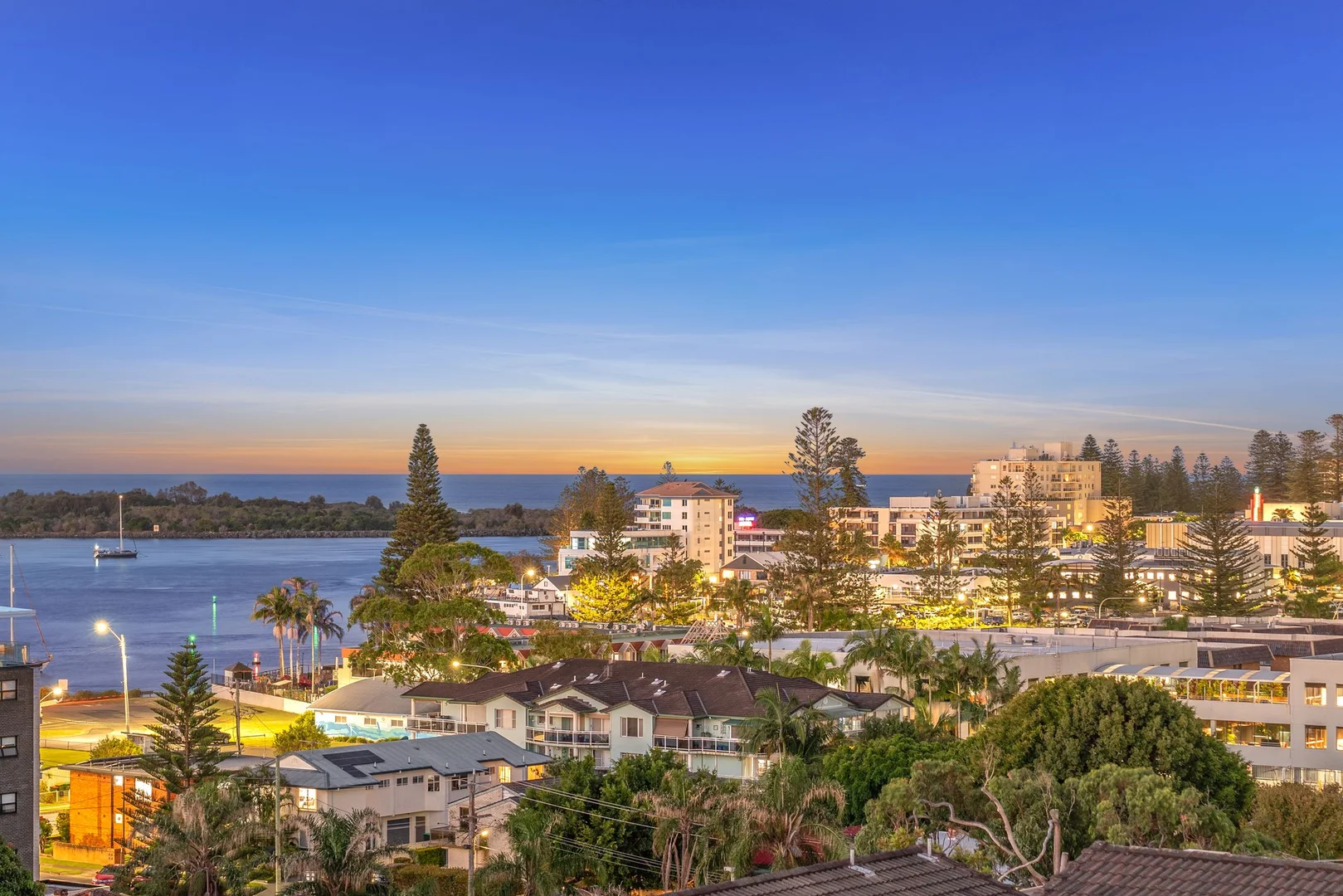 Additional image 2 of 404/28-30 Waugh Street, Port Macquarie NSW 2444