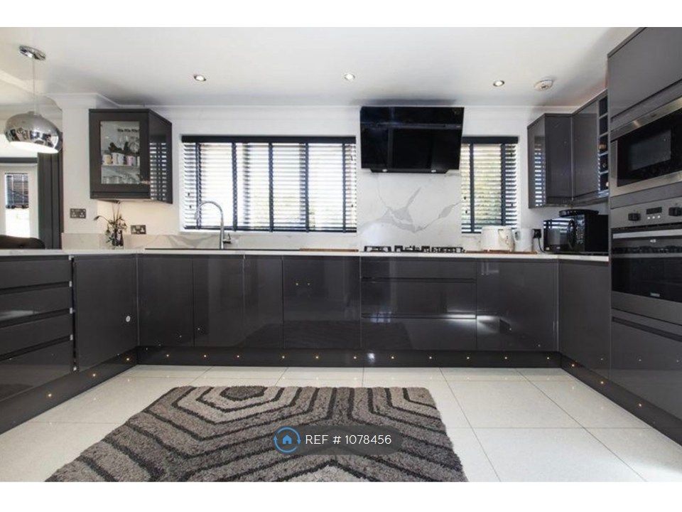 Additional image 6 of 4 bed detached house to rentPark Farm Way, Peterborough PE2