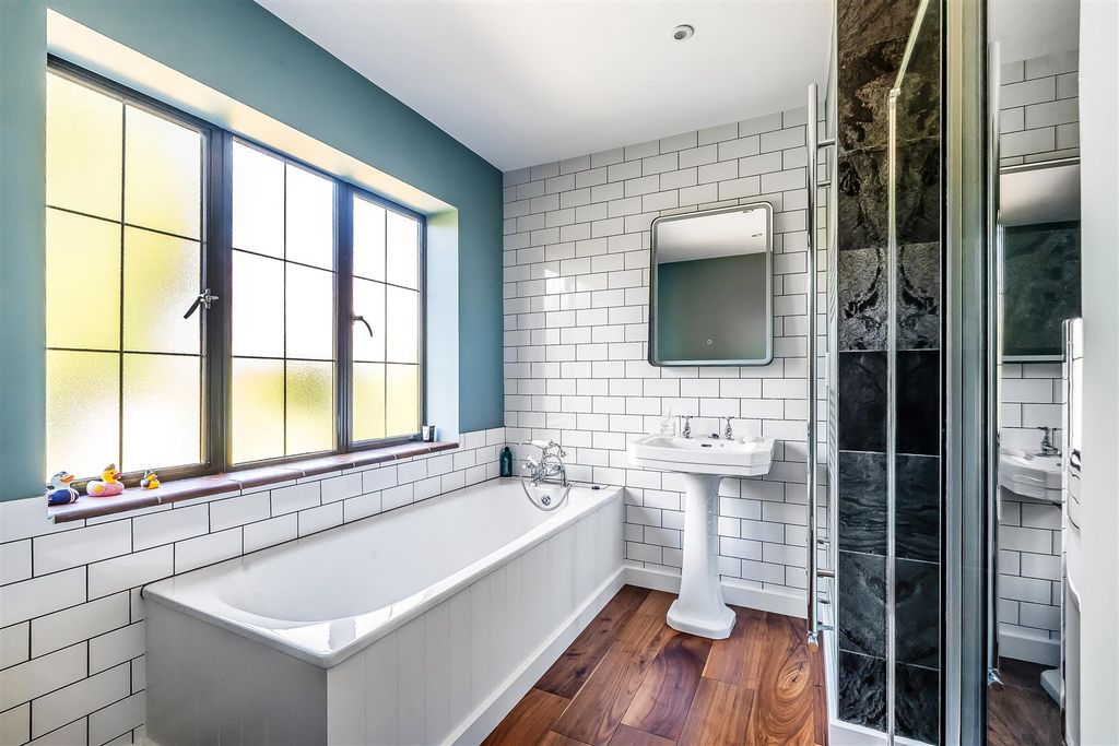 Additional image 33 of 5 bed detached house to rentGarden Close, Leatherhead KT22
